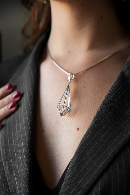 Dreamer Pendant in 18K Gold Plated Brass